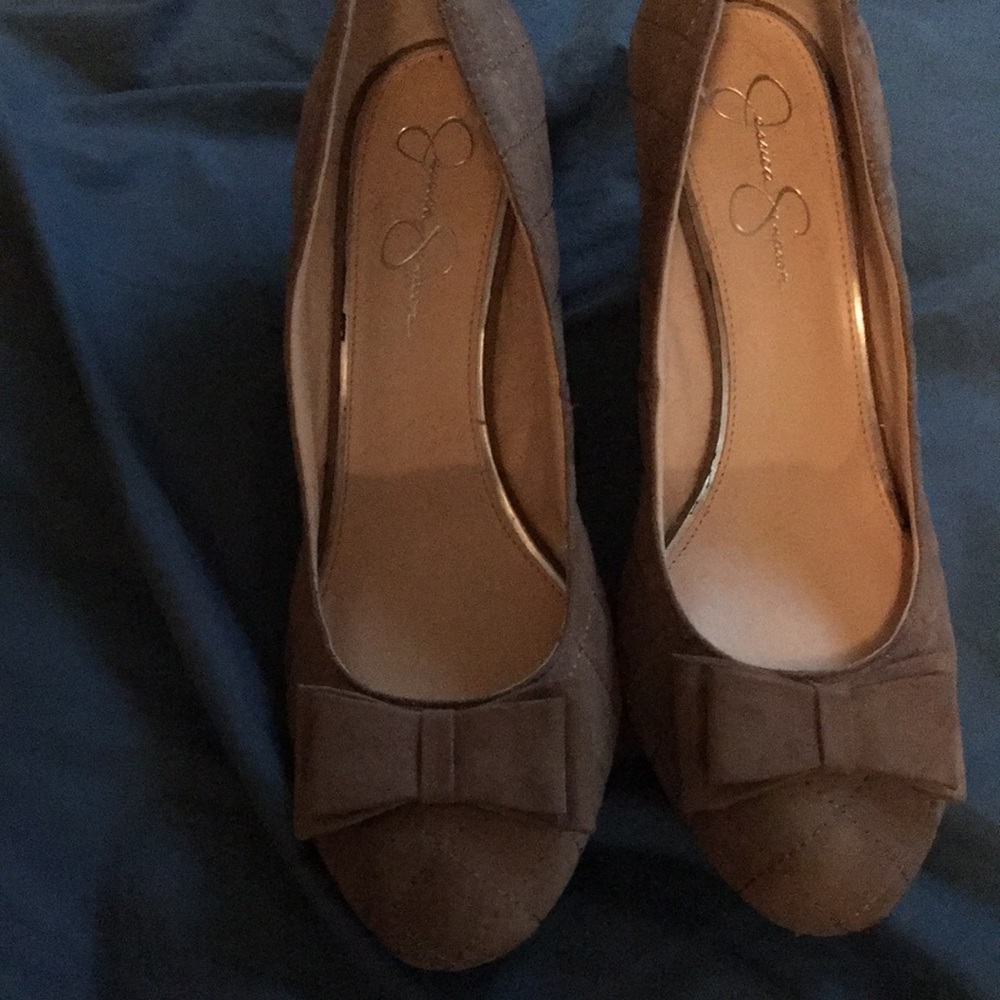 Quilted patterned shoes